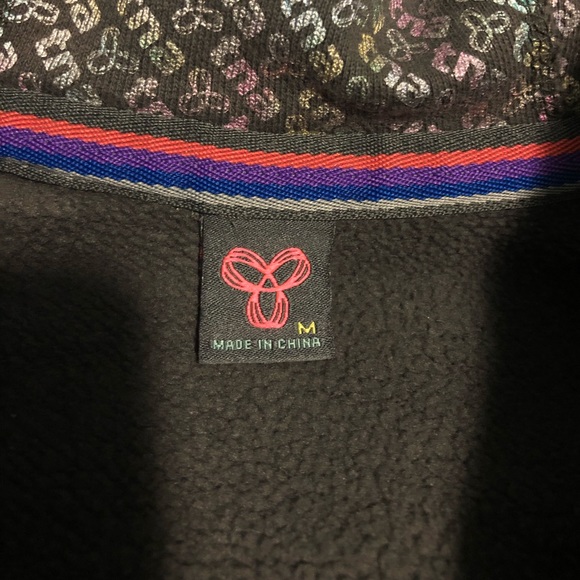 TNA Vintage Hoodie - Picture 5 of 6